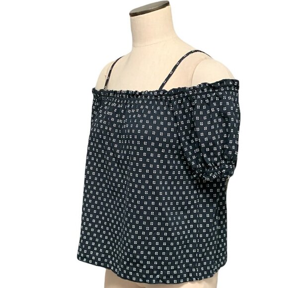 H&M Off Shoulder Short Sleeve Peasant Top Sz M Black Blue White 195K - Picture 6 of 10